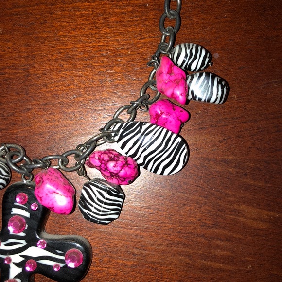 Show necklace - Picture 3 of 3